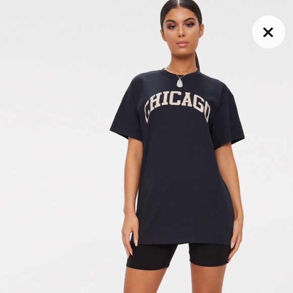 PrettyLittleThing Tops - Chicago Slogan Oversized Tee